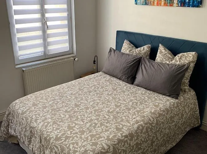 Au Pays Du Champagne Apartment *