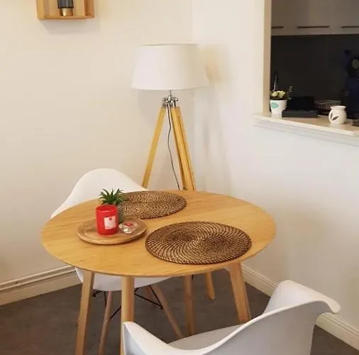 Au Pays Du Champagne